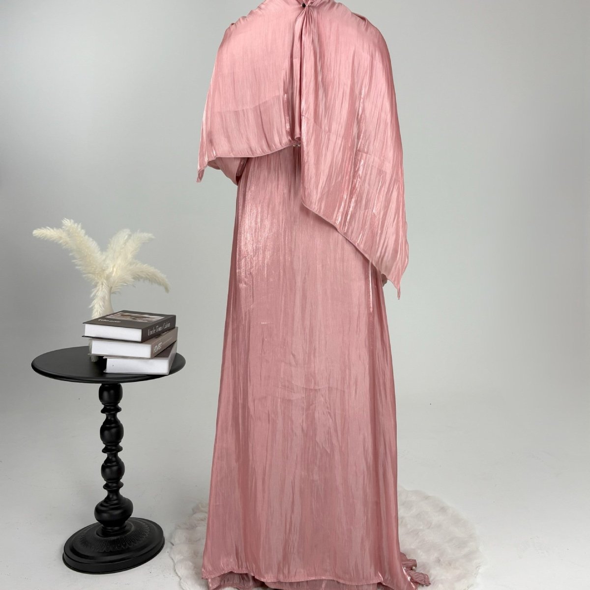 Luxury Five Piece Pearl Open Abaya Set - Norah Collections Pink Modest Elegant Abaya for Women