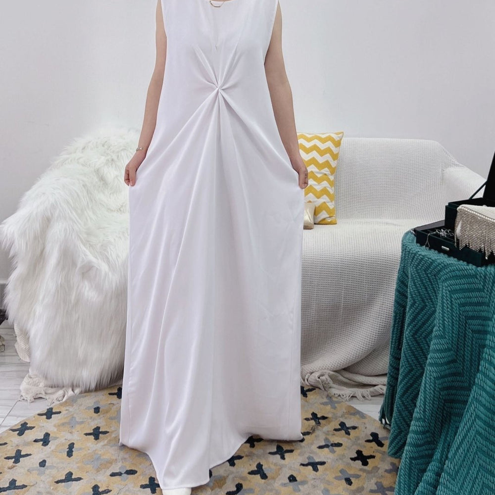 
                  
                    Simple Nida Slip Inner Dress - Norah Collections White Modest Elegant Abaya for Women
                  
                